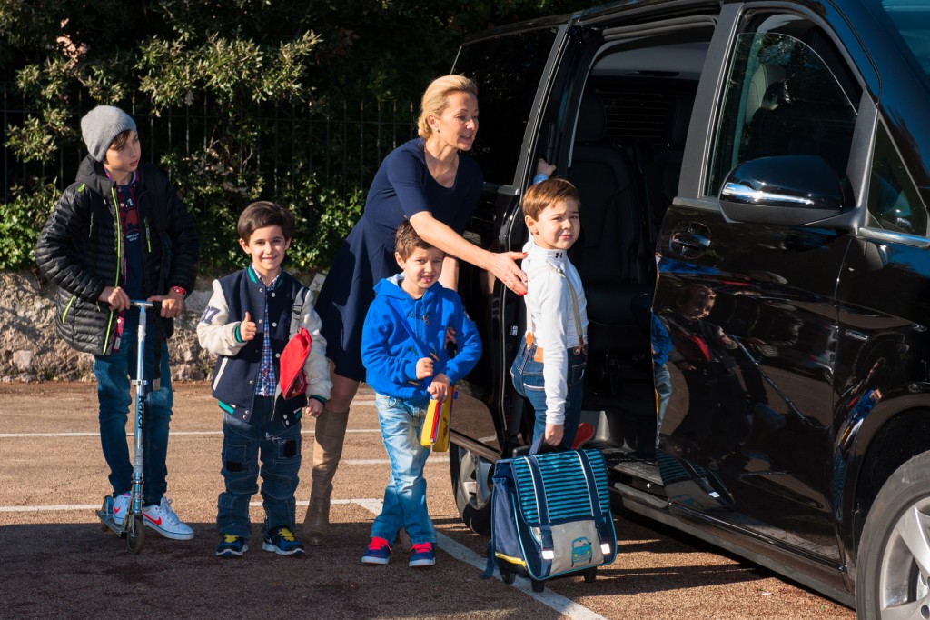 Transport scolaire domicile école Toulouse - Service VTC enfant Urban Prestige